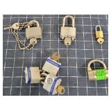 T2 6 Padlocks, 5 keyed Master (all) 3 matched key