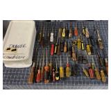 T2 46Pc Regular Screwdrivers Phillips W/ drawer