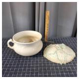 I2 2Pc Porcelein Crock w/ lid 9 X 9 inches