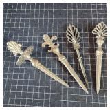 N3 4pc Fairy garden decor, spike finniels