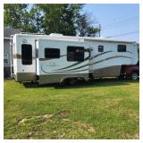 Mobile Suite Double Tree YD 2003 Camper