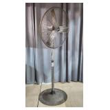T4 Masterforce Barn Fan 32"