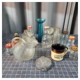 D3 15pc Serving Collectibles: Honey bear banks, Pi