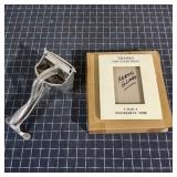 J3 2Pc Picture frame 6.5 X 8 Hand juicer