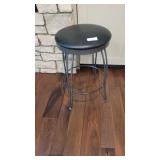 17" Diameter 26" H Metal back