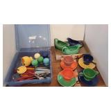 4 cups & saucers, Gravy boat, sugar bowl