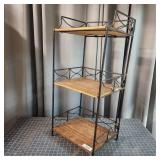 I2 Media rack 12x15x33'