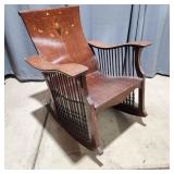 R2 Antique Rocking Chair 27x32x32' Mother of pearl