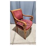 Q2 Maple Upholstered Arm Chair 24x26x36'