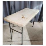 ABC Folding table 24x30x48' some cracks