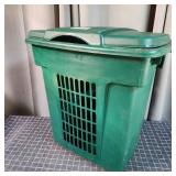 M5 Rubbermaid Laundry Basket 13x19x21' Green