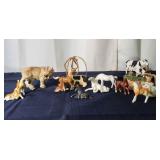 H2 14 Cow figuriens Horse figuriens Glass/resin/Po