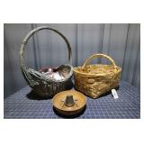 I2 3pc (2) Baskets, nut bowl & Crackers Christmas