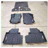 T1 5pc Chevy Equinox Floor matts Weathertech