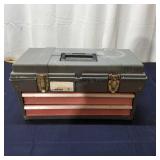 T5 Stack on tool box