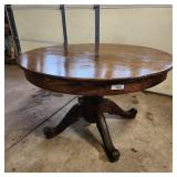 M1 Oak dining table 45' Diameter