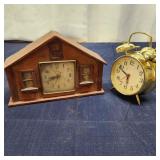 Q3 2pc Vintage clocks