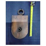 R2 wood Pulley Barn