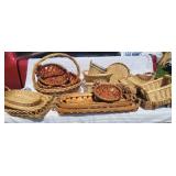 E Decorative Baskets Large and Small Woven Trays
