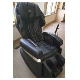 MASSAGE CHAIR