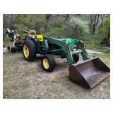 JOHN DEERE 2040 DIESEL TRACTOR W/LOADER 1728.3 HOU