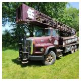Ford L8000 Truck-Mounted Water Well Dril Ingersoll