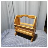 S2 - Oak Wood Magazine Rack Classic oak magazine r