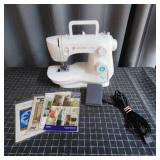 L2 - Singer Model 3337 Sewing Machine Singer Model
