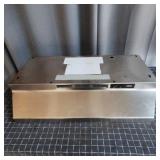 C2 - Broan Stainless Steel Under-Cabinet Broan und