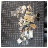 T6 - Lot of Costume Jewelry Necklaces Br This lot