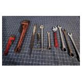 T2 - Pipe Wrenches, Combination Wrenches Assortmen
