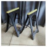 K3 - Pair of Folding Plastic Sawhorses w Set of tw