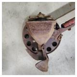 T3 - Midget Antique Hand Seeder Planter Midget bra