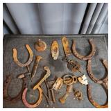 T2 - 18+ Piece Lot Antique Horseshoes & Collection