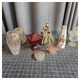 I3 - Vintage Glassware Lot with Figurine Collectio
