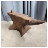 T1 - 118lb Blacksmith Anvil with Hardy H Cast iron