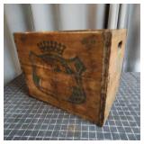 T1 - Vintage Canada Dry Wooden Soda Crat Antique w