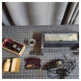 Q3 - Antique Gillette Safety Razor Displ Antique G