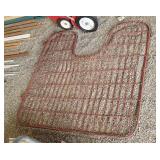 50' Red Metal Wire Gate with Curved Top Wire gate