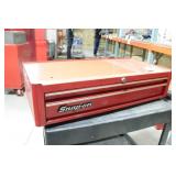Snap on 2 drawer center section tool box