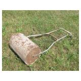 Hand driven lawn roller