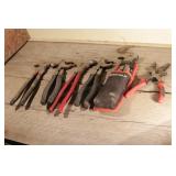 Assortment of Fencing pliers