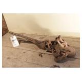 pair of snap chain binders