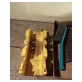 miter saw jig and dust pan