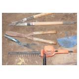 Black & Decker Electric Hedge Timmer & Hand Pruner