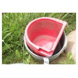 Buckets - 2 red 1 black