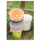 Multi color buckets
