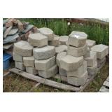 Retaining wall bricks (Grey)
