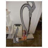 Kenmore Vacuum with regular & mini heads