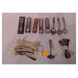 group of worlds fair & other collectible spoons